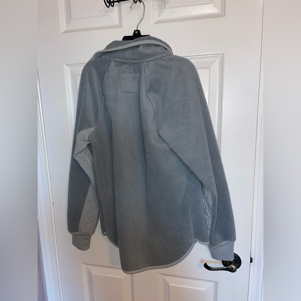 Grey Abercrombie and Fitch Polo Sweatshirt - Picture 7 of 8